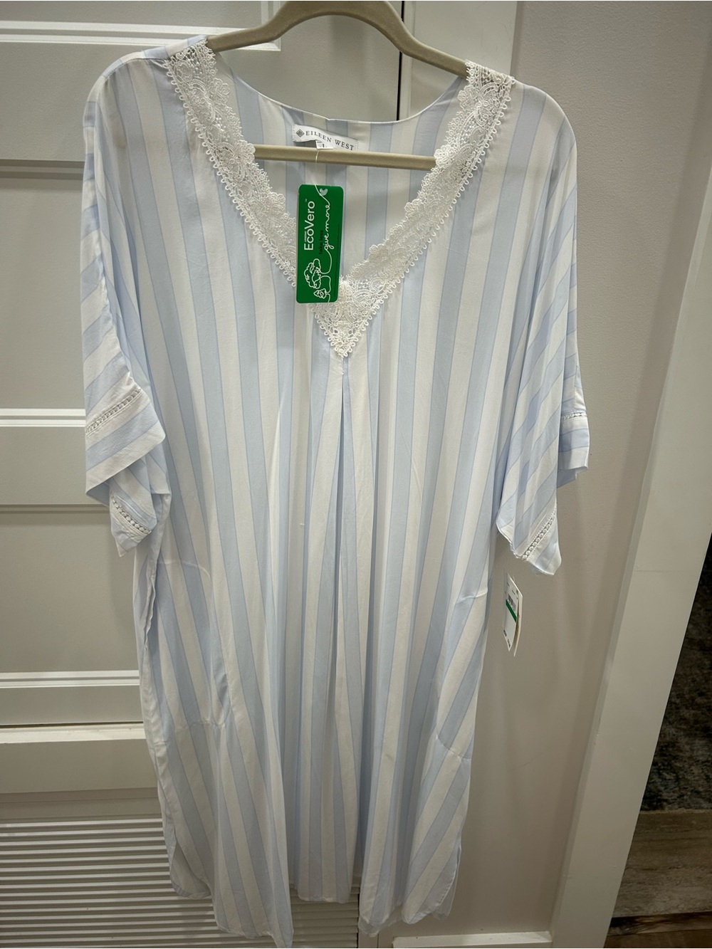 Eileen West kaftan